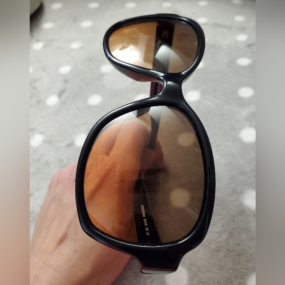 Authentic Coach Sunglasses - Picture 6 of 15